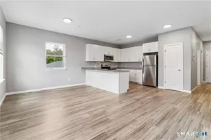 10 Steele Blvd, Berlin, CT 06037 - Photo 12