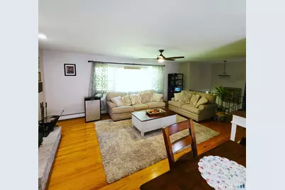 77 Pleasant Drive, Bethany, CT 06524 - Photo 6