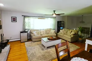 77 Pleasant Dr, Bethany, CT 06524 - Photo 4