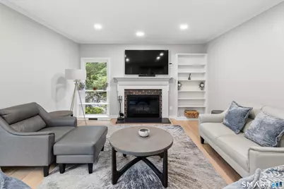 289 New Norwalk Road #31, New Canaan, CT 06840 - Photo 4