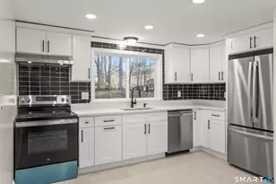 2 Burr Hl Ter, North Branford, CT 06471 - Photo 8