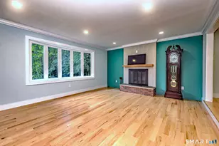 46 Forest Ct N, Hamden, CT 06518 - Photo 2