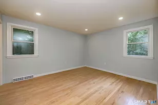 46 Forest Ct N, Hamden, CT 06518 - Photo 12