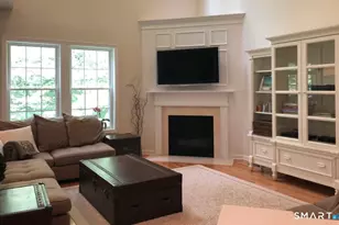 293 Sterling Dr, Newington, CT 06111 - Photo 6