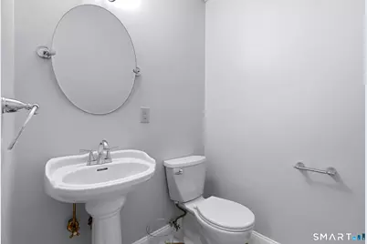 4 Lovers Lane, East Lyme, CT 06333 - Photo 18