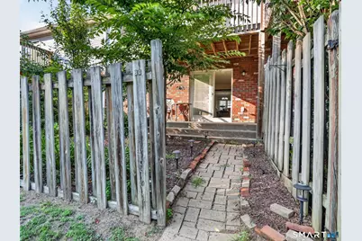 10 Bradley Circle #B10, Enfield, CT 06082 - Photo 2