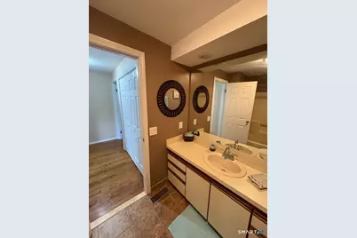 3227 East Main Street #E, Waterbury, CT 06705 - Photo 18