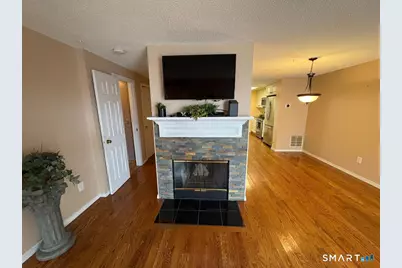 3227 East Main Street #E, Waterbury, CT 06705 - Photo 12