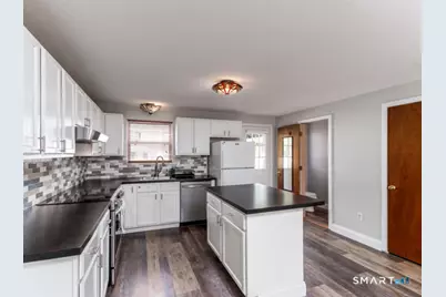 4 Mulberry Lane #4, Glastonbury, CT 06033 - Photo 8