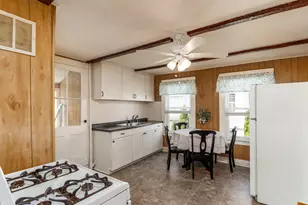 70 Webster St, Meriden, CT 06450 - Photo 6