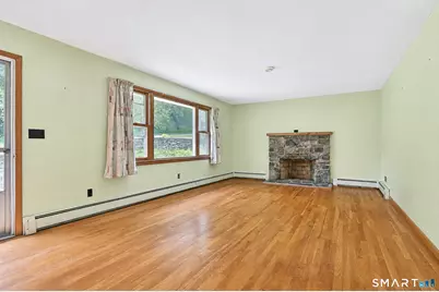 29 Saw Mill Road, New Fairfield, CT 06812 - Photo 10
