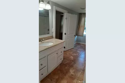 481 Hazard Avenue, Enfield, CT 06082 - Photo 12