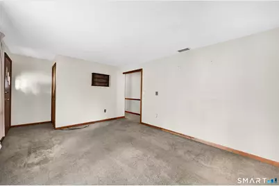 25 Danbury Lane, Bristol, CT 06010 - Photo 4