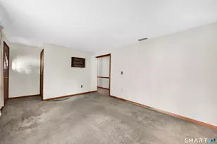 25 Danbury Ln, Bristol, CT 06010 - Photo 4