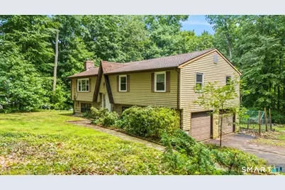 32 Woodhaven Drive, Burlington, CT 06013 - Photo 4