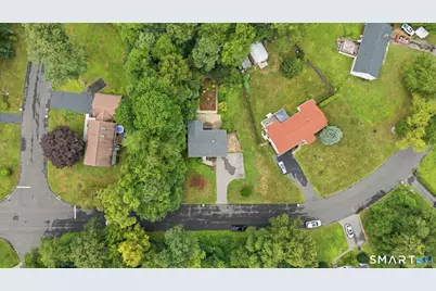 20 South Cobblers Court, East Lyme, CT 06357 - Photo 30