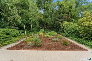 20 S Cobblers Ct, East Lyme, CT 06357 - Photo 20