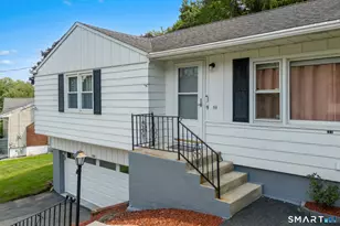 111 Juniper Ridge Dr, Waterbury, CT 06708 - Photo 2