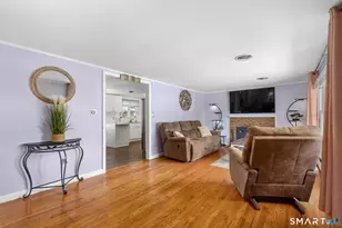 111 Juniper Ridge Dr, Waterbury, CT 06708 - Photo 6