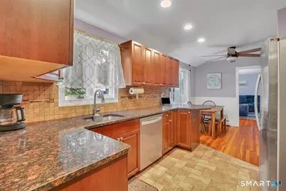 25 Pine Tree Lane, South Windsor, CT 06074 - Photo 2