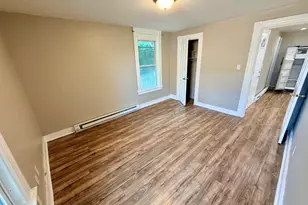 21 Sylvan Ave, Waterbury, CT 06706 - Photo 6