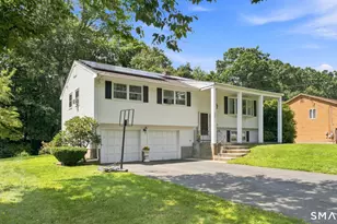 257 Goff Rd, Wethersfield, CT 06109 - Photo 2