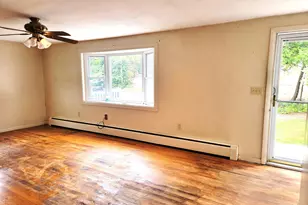 527 East Street N, Suffield, CT 06078 - Photo 6