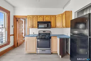 351 Chestnut St, New Britain, CT 06051 - Photo 14