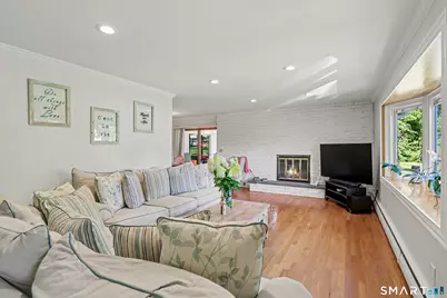 150 Suzanne Circle, Trumbull, CT 06611 - Photo 6
