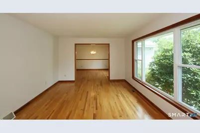 328 Saybrook Road, Orange, CT 06477 - Photo 12