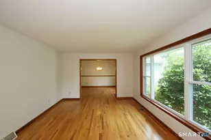 328 Saybrook Rd, Orange, CT 06477 - Photo 12