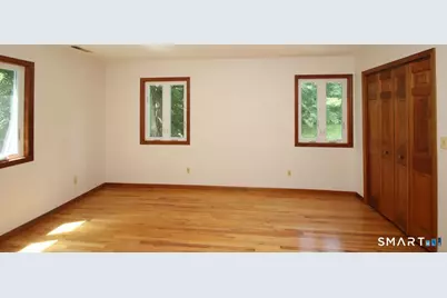 328 Saybrook Road, Orange, CT 06477 - Photo 20