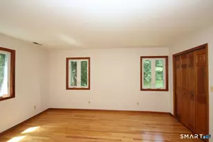 328 Saybrook Rd, Orange, CT 06477 - Photo 20
