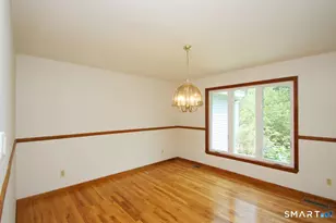 328 Saybrook Rd, Orange, CT 06477 - Photo 10