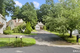 24 Fitch Meadow Ln, South Windsor, CT 06074 - Photo 4