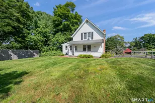 136 Chestnut Hill Rd, Glastonbury, CT 06033 - Photo 2