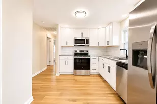 38 Fairfield Dr, Windsor Locks, CT 06096 - Photo 6