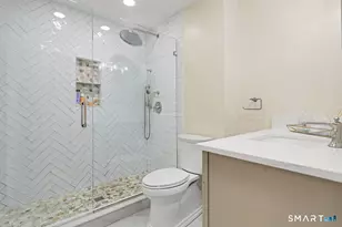 181 W Walk, West Haven, CT 06516 - Photo 24