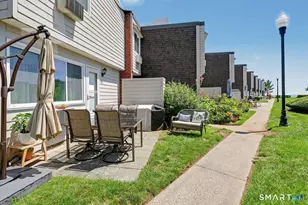 181 W Walk, West Haven, CT 06516 - Photo 28