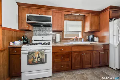 88 Carver Street, Waterbury, CT 06708 - Photo 10