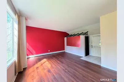183 Sugar Street #A, Newtown, CT 06470 - Photo 4
