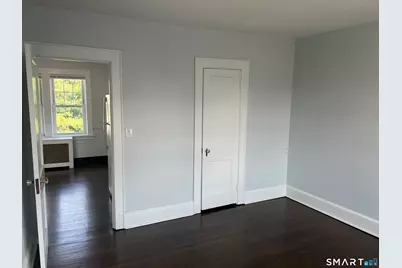 24 Circular Avenue #3B, Bridgeport, CT 06605 - Photo 16