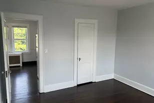 24 Circular Ave, Bridgeport, CT 06605 - Photo 16