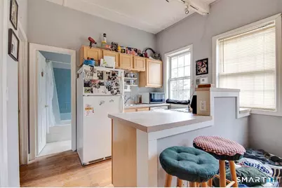 183 Sugar Street #B, Newtown, CT 06470 - Photo 2