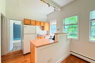 183 Sugar St, Newtown, CT 06470 - Photo 4