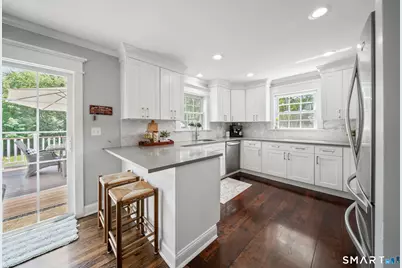 3112 North Main Street, Waterbury, CT 06704 - Photo 8