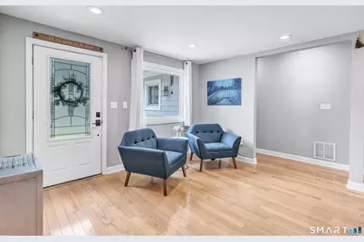 6 Norwood Terrace, Trumbull, CT 06611 - Photo 4