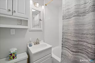 72 W Broad St, Stamford, CT 06902 - Photo 14