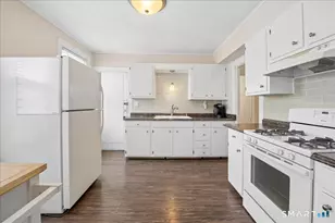 72 W Broad St, Stamford, CT 06902 - Photo 10