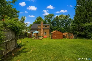 7 Maple Ave, East Windsor, CT 06106 - Photo 6